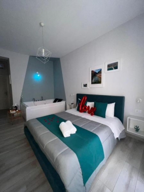 Bilateral B&B